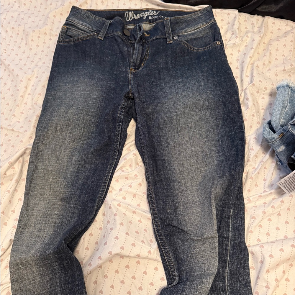 Wrangler Women's Faded Dark Blue Bootcut Jeans